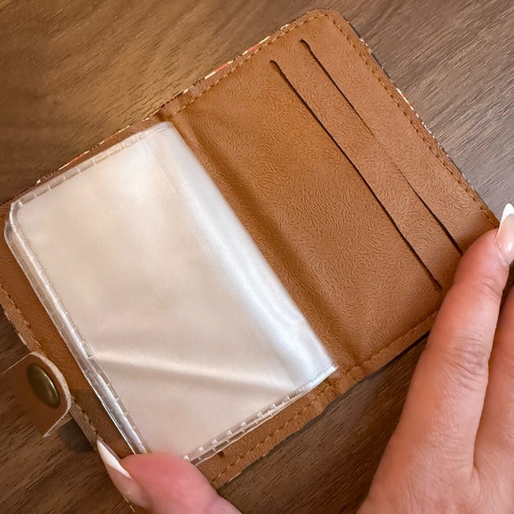 Colorful Patterned Wallet - Picture 4 of 4